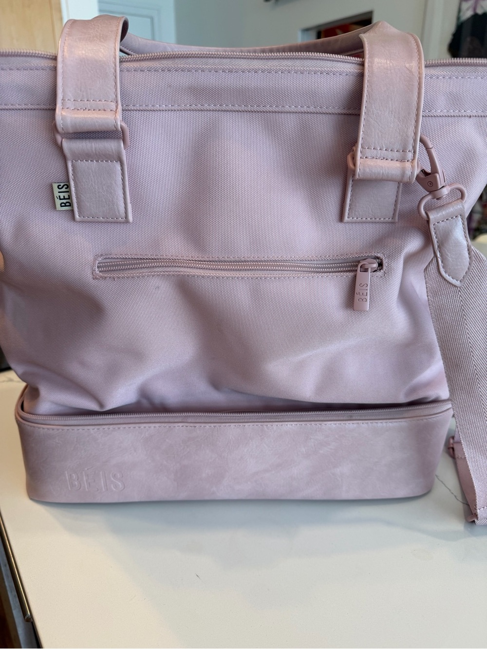 BEIS Atlas pink mini weekender - Picture 4 of 7